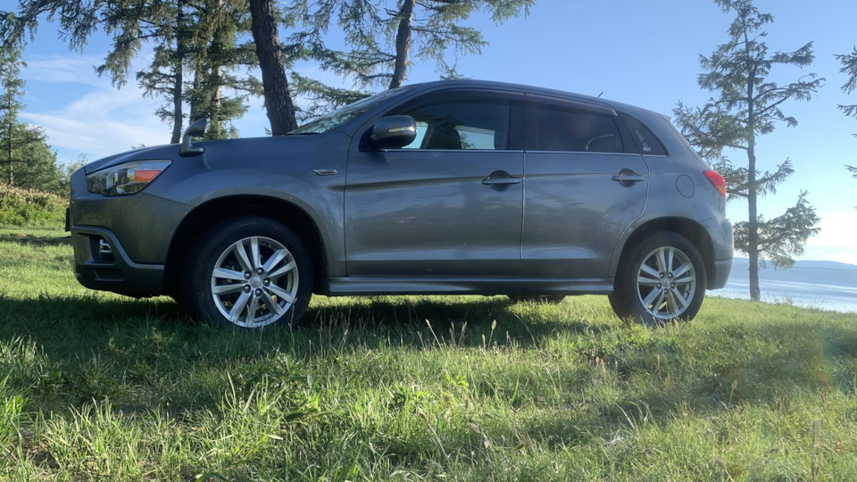 Mitsubishi RVR Серый РВР
