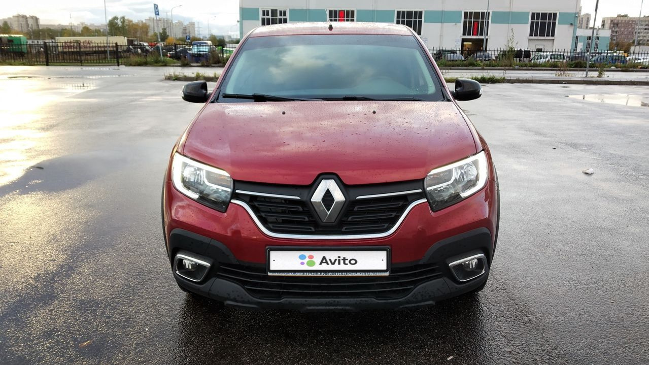 Renault Logan Stepway 1.6 бензиновый 2019 | красный металик на DRIVE2