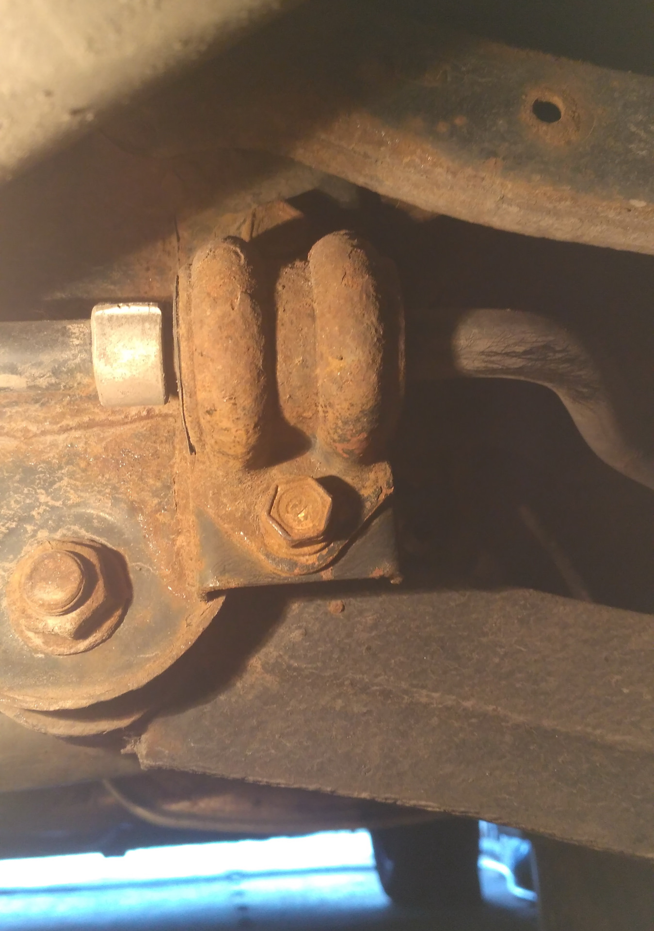 052. Ходовая. Ч.2. Втулки и стойки заднего стабилизатора — KIA Ceed SW ...