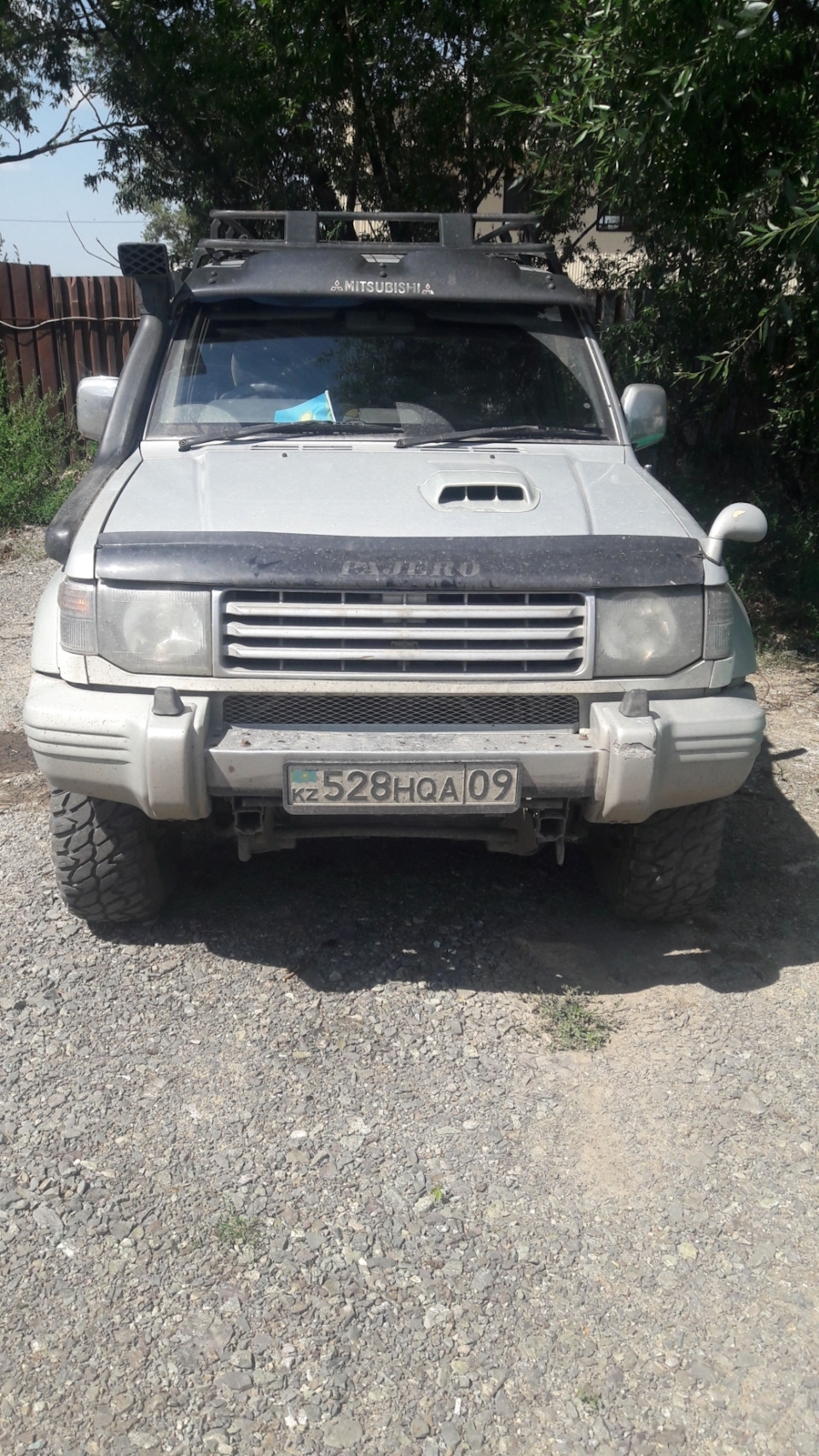 Colgate-здоровые фары — Mitsubishi Pajero (2G), 2,8 л, 1995 года ...
