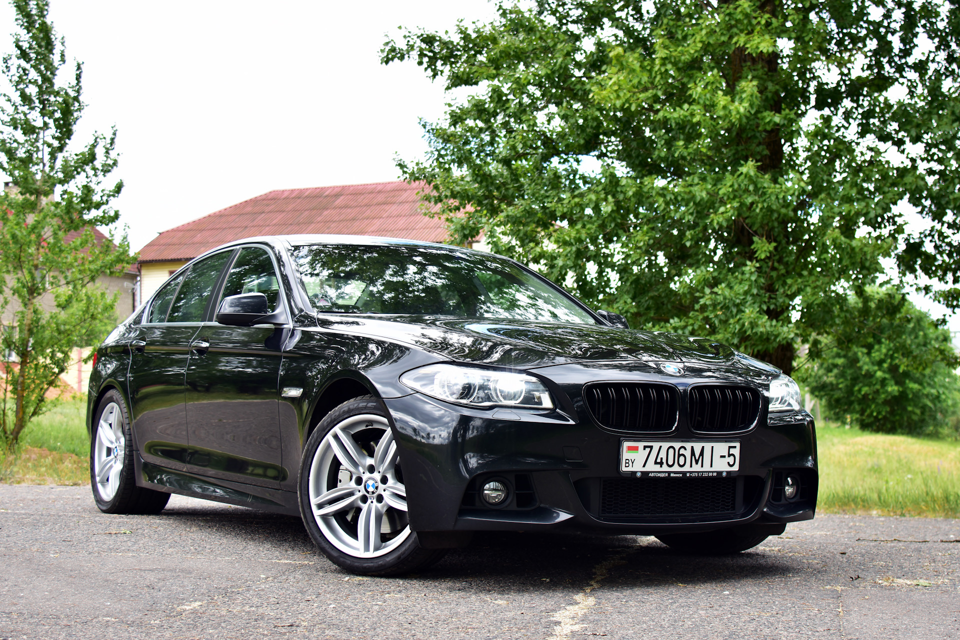 Bmw f30 red. сплиттер переднего бампера bmw e90. F30 сплиттер. сплиттер на передний бампер бмв е92. сплиттер переднего бампера bmw e92.