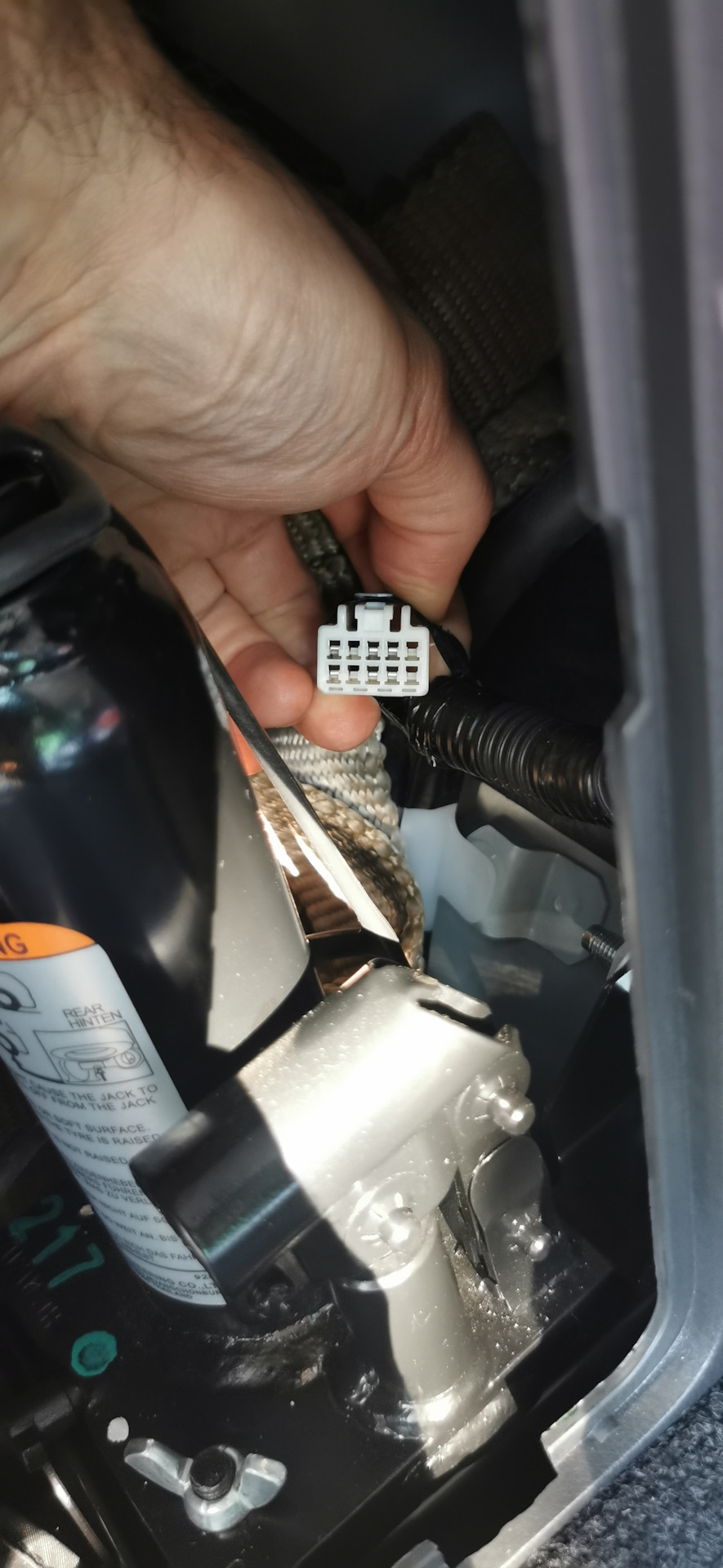 Распиновка и фишки фаркопа — Mitsubishi Pajero Sport (3G), 3 л, 2021 ...