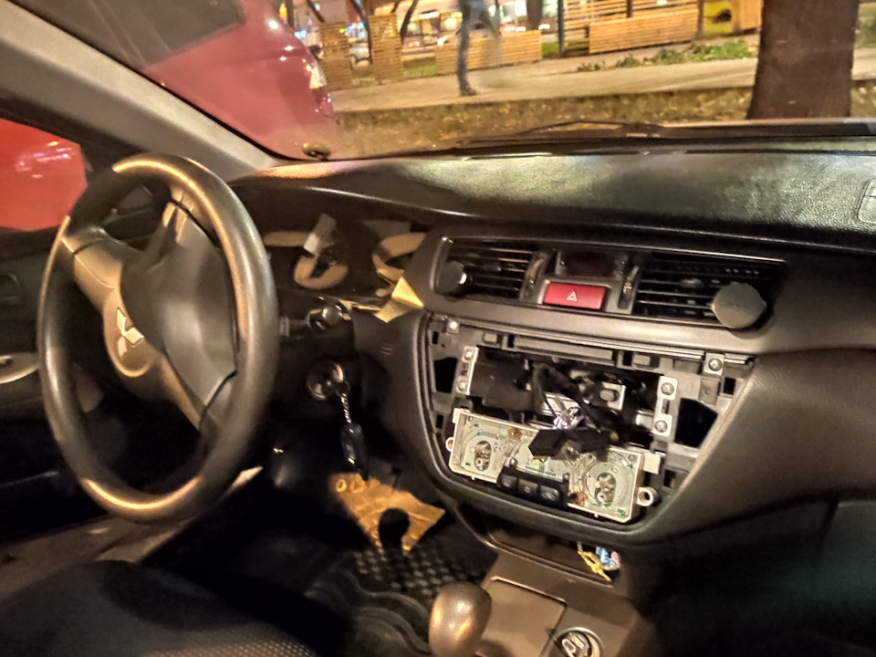 Установка магнитолы из Китая и ее доработка — Mitsubishi Lancer IX, 1,6 ...