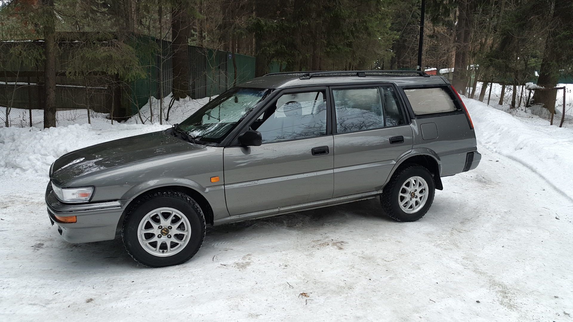 Toyota Carib универсал 1991