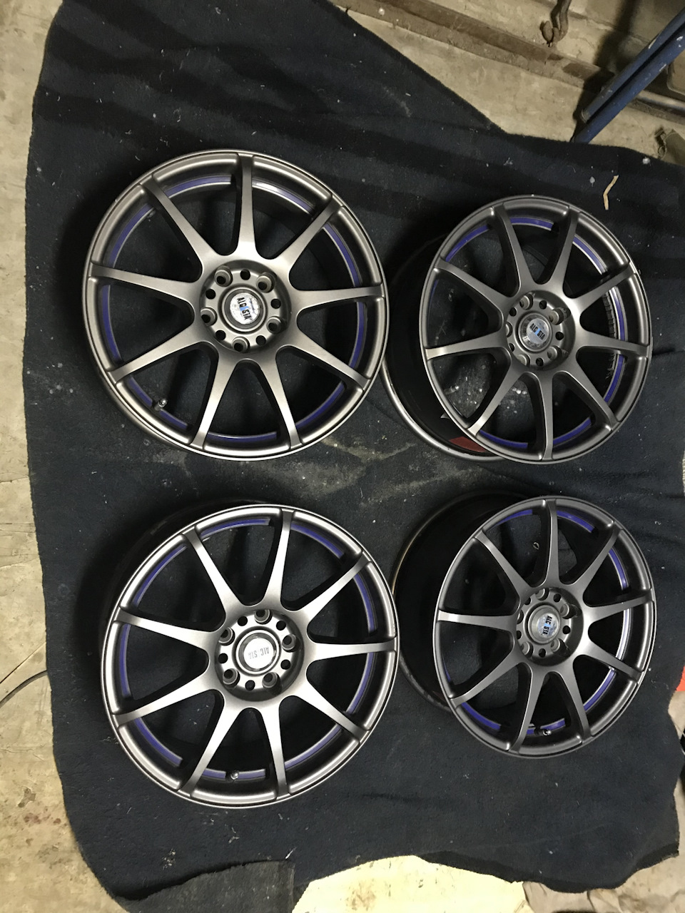 Продам диски Alcasta М29 R17 5*112 7J ET43 — Volkswagen Golf Mk6, 1,4 л ...