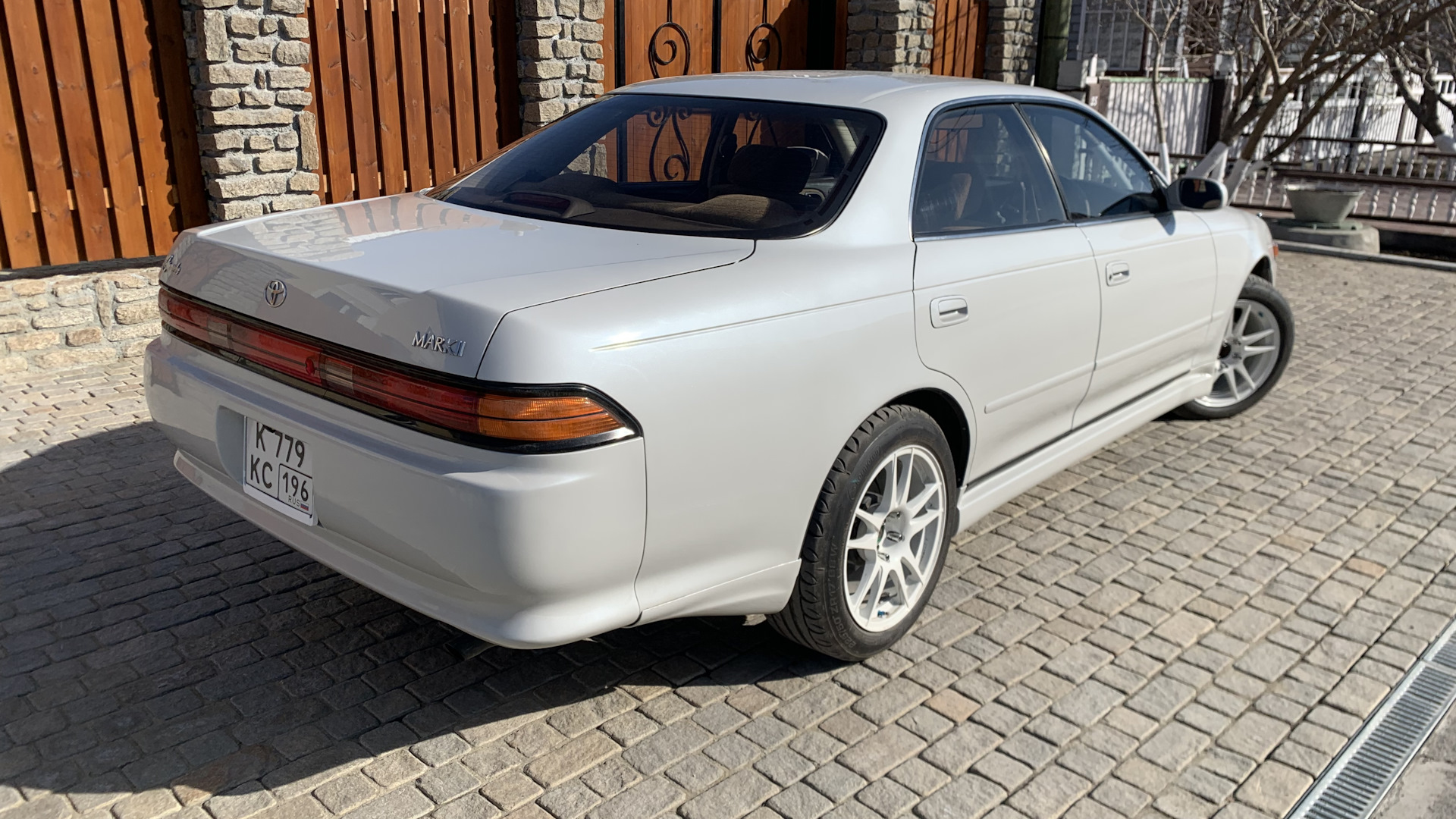 Toyota Mark II (90) 2.0 бензиновый 1996 | Самурай после харакири 原 на DRIVE2