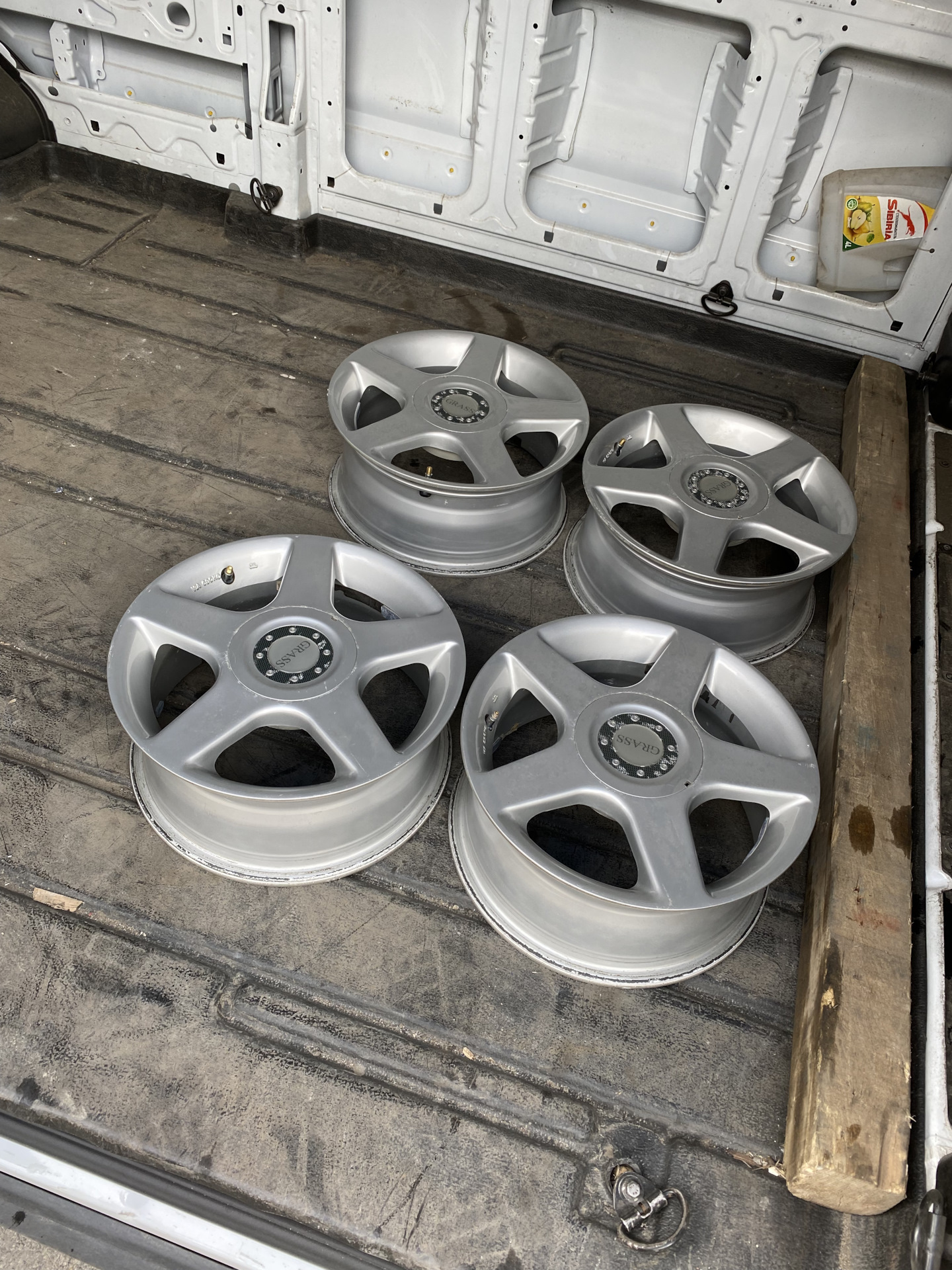 2. Диски R15/колпак запаски/квадратные номера — Honda CR-V (RD1/RD2), 2 ...