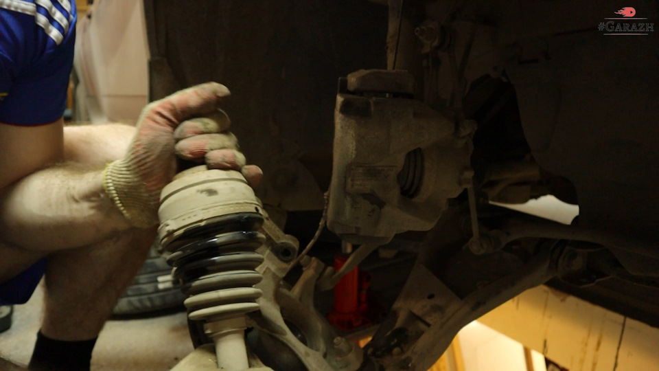 Замена пыльника правого внешнего шруса на Duster — Renault Duster (1G ...