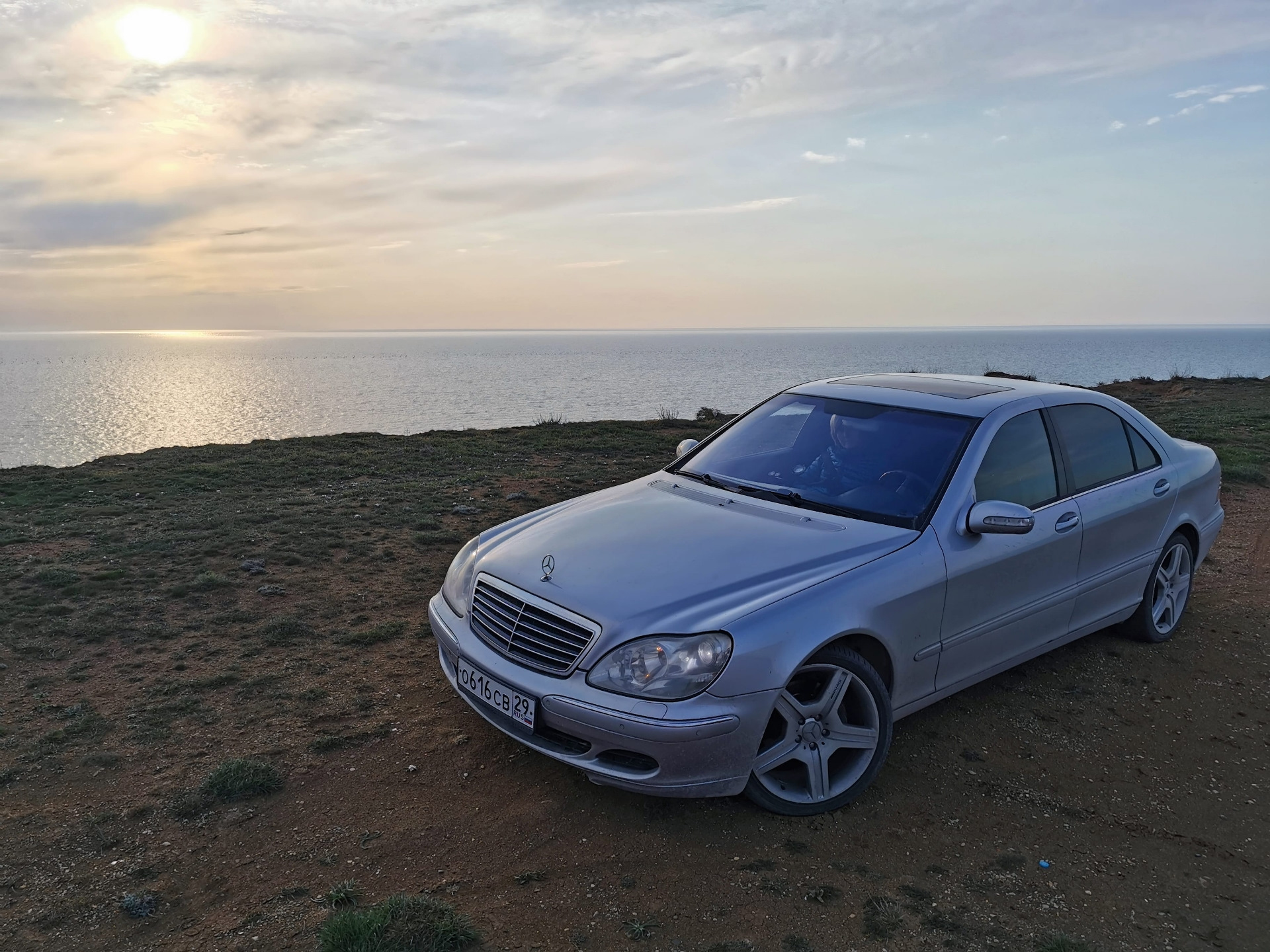 Проблемы за день до выезда из Крыма в Нижний Новгород — Mercedes-Benz  S-Class (W220), 5 л, 2003 года | колёсные диски | DRIVE2