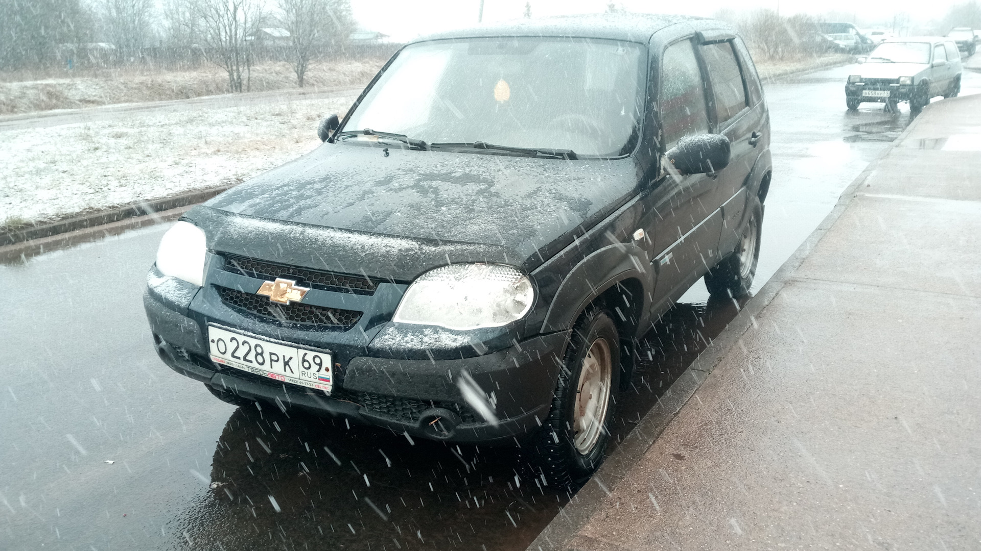 Chevrolet Niva GLX 1.7 бензиновый 2011 | Рабочая на DRIVE2