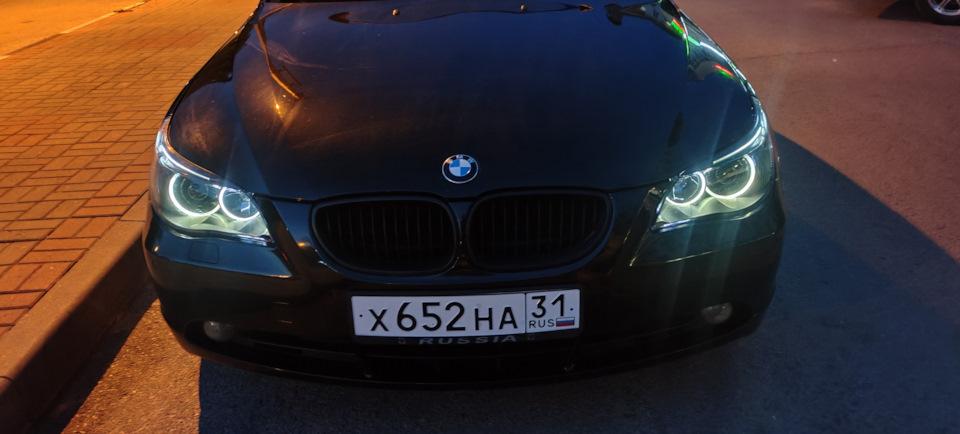 Чёрные фары BMW e60