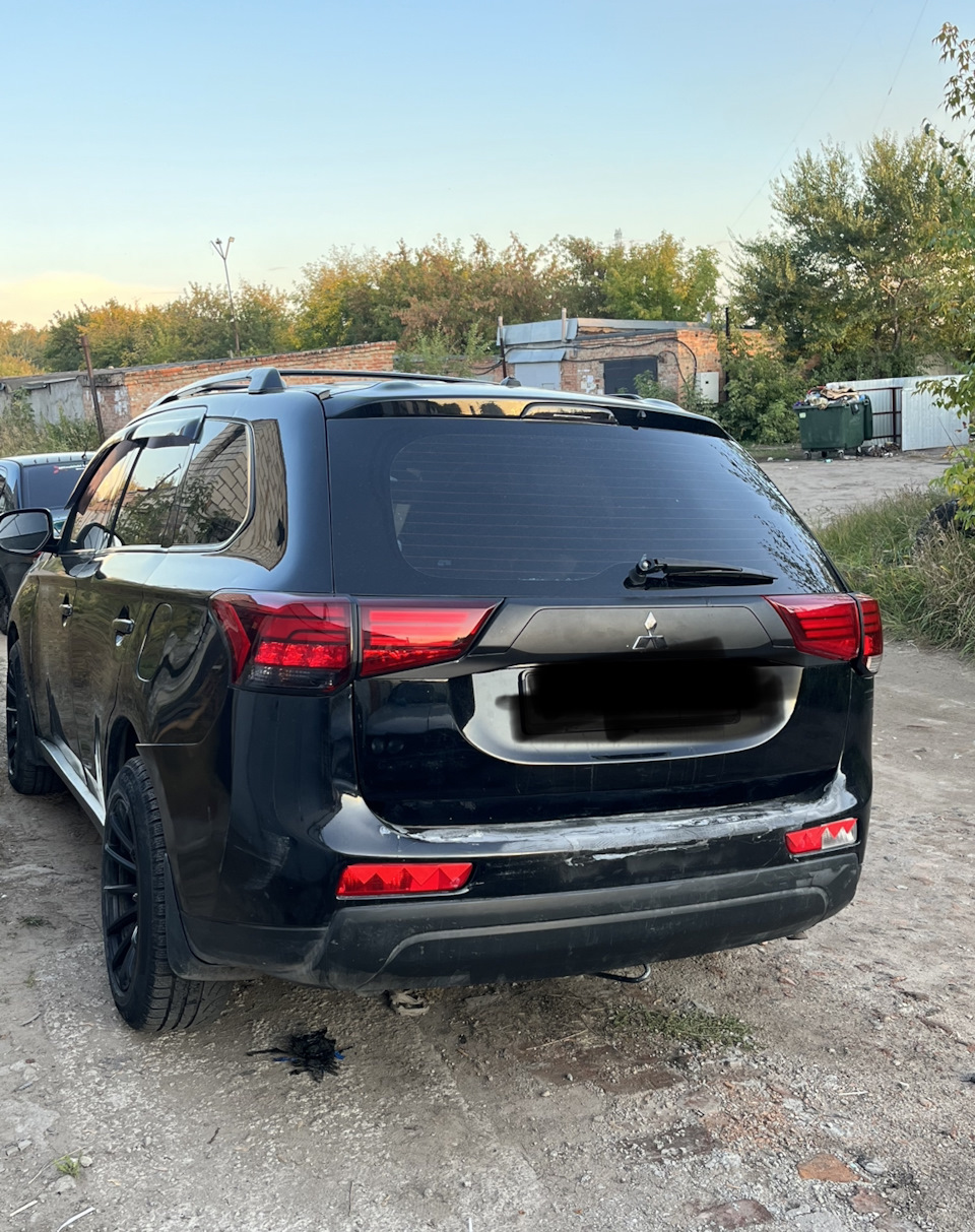 Задний бампер от рестайлинга на аутлендер 3 — Mitsubishi Outlander (3G ...