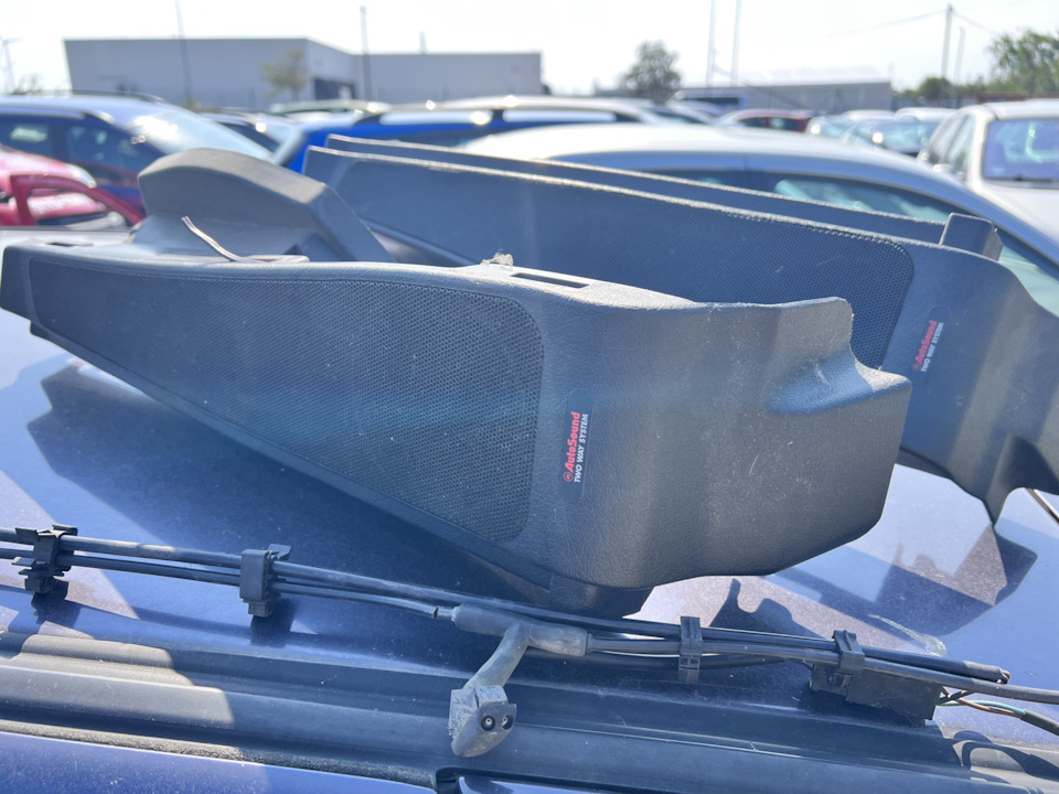 🔉AutoSound Two Way System / Задние полки с динамиками мне в багажник