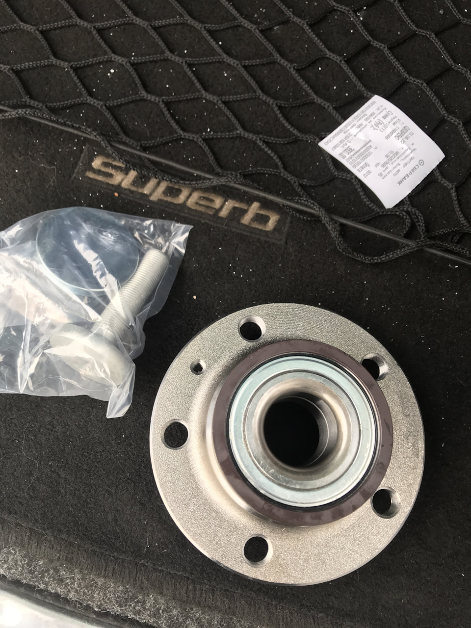 Сама ступица тоже ничего — Skoda Superb Combi (Mk2)