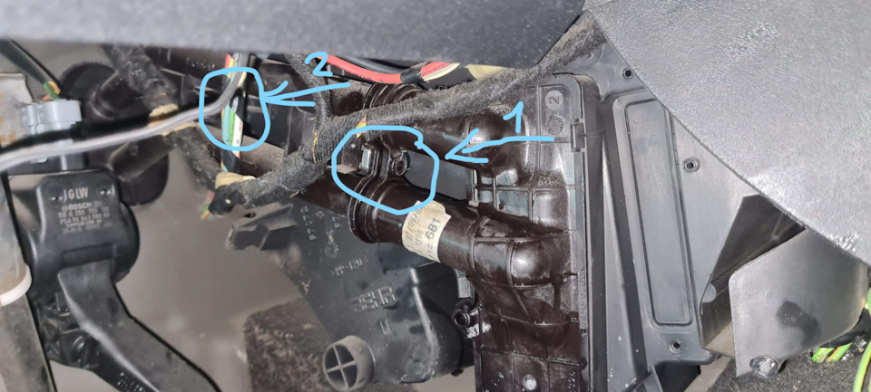 Куда уходит жидкость охлождения ? — Citroen C4 (1G), 1,6 л., 2009 года ...