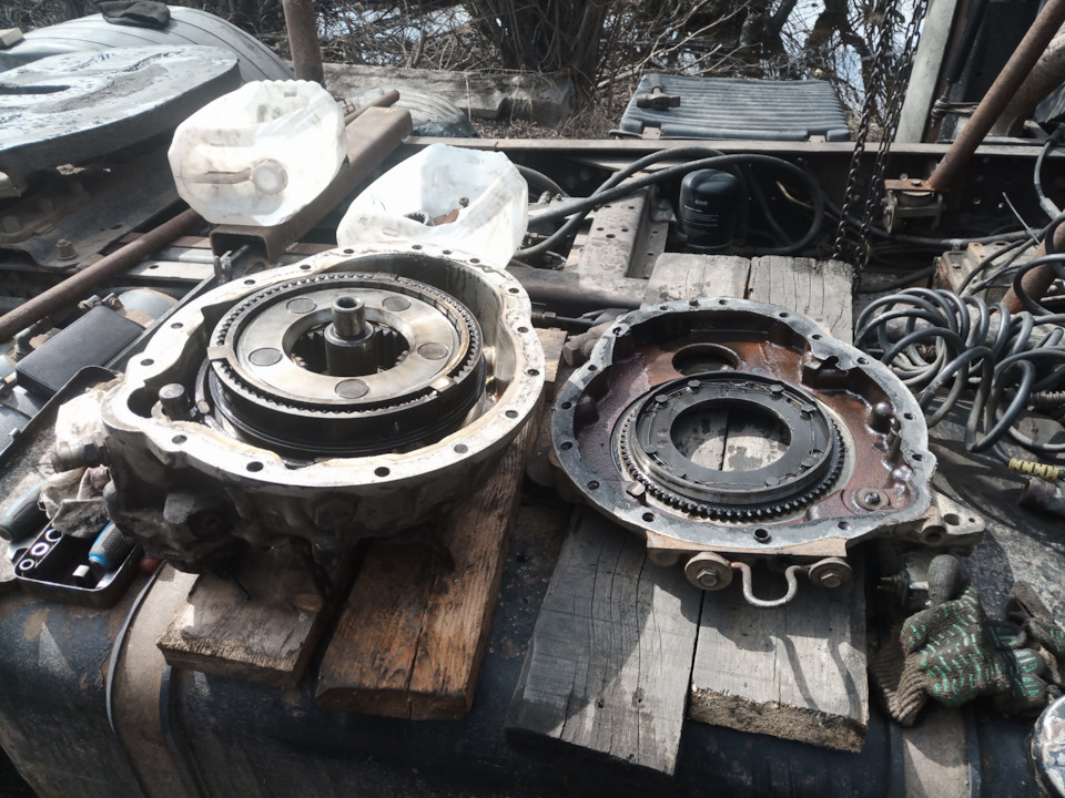 Поломка демультипликатора. — МАЗ 5440 А5, 1,5 л, 2011 года | поломка ...