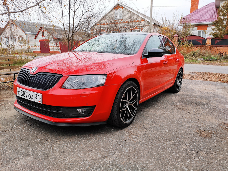 Octavia red. Skoda Octavia красная. Шкода Октавия а7 красная. Шкода Октавия а5 красная. Škoda Octavia 2021 красная.