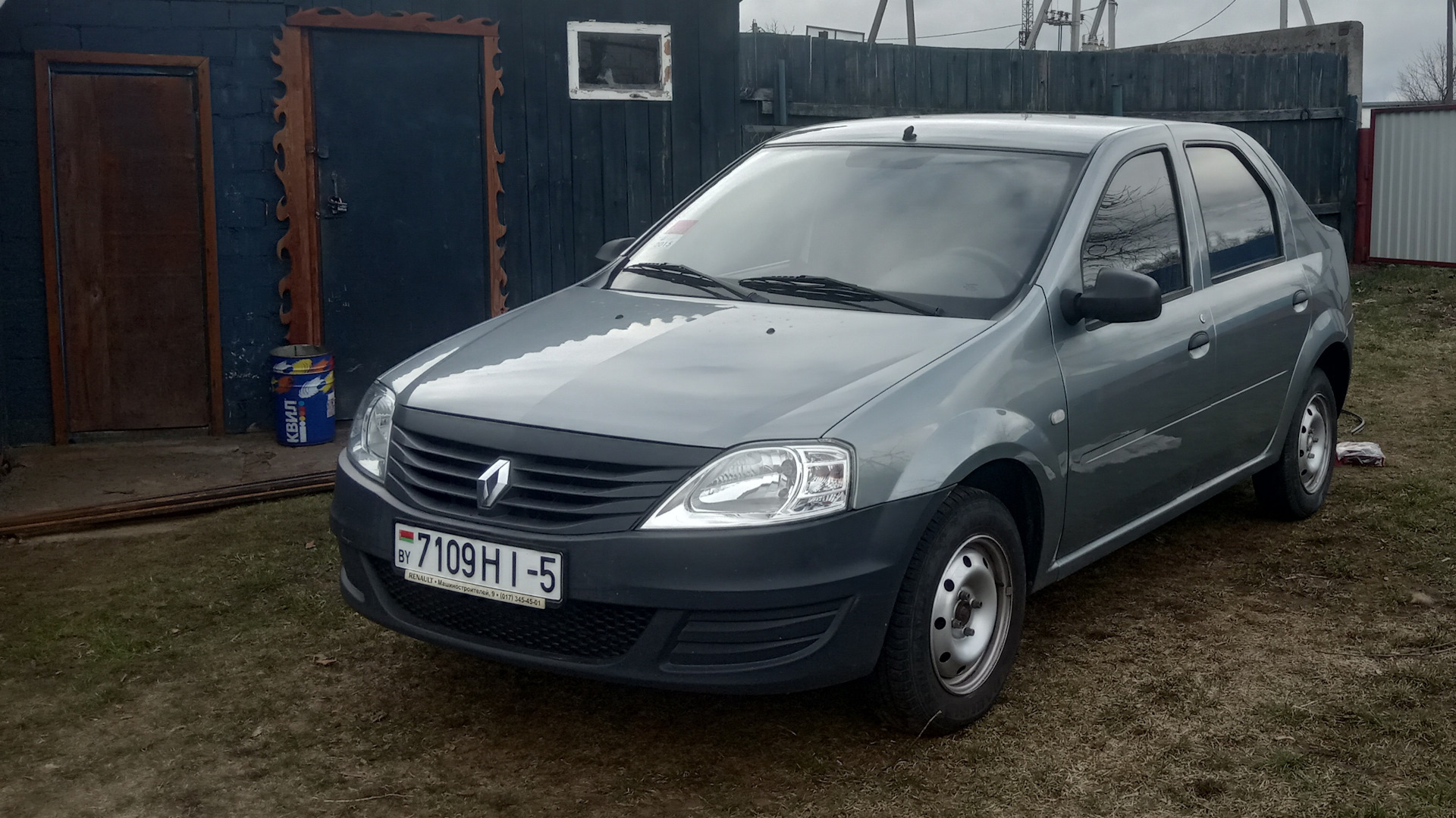 Renault logan 4. Renault Logan 2009 1.4. Рено Логан 2009 год 1.4. Рено Логан экспрессион 1.4. Рено Логан 1 1.4.