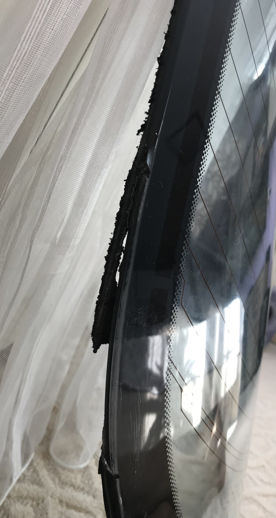 Демонтаж заднего ветрового стекла. — Toyota Mark II (90), 2,5 л, 1993 ...