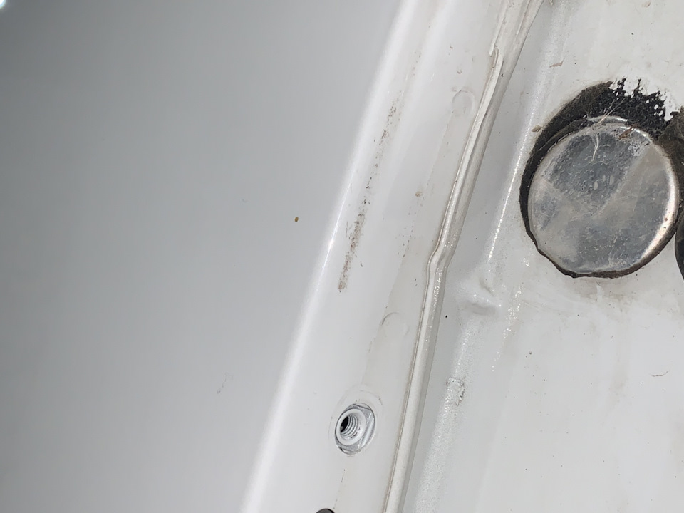 Крыло заднее левое — Volvo XC60 (1G)