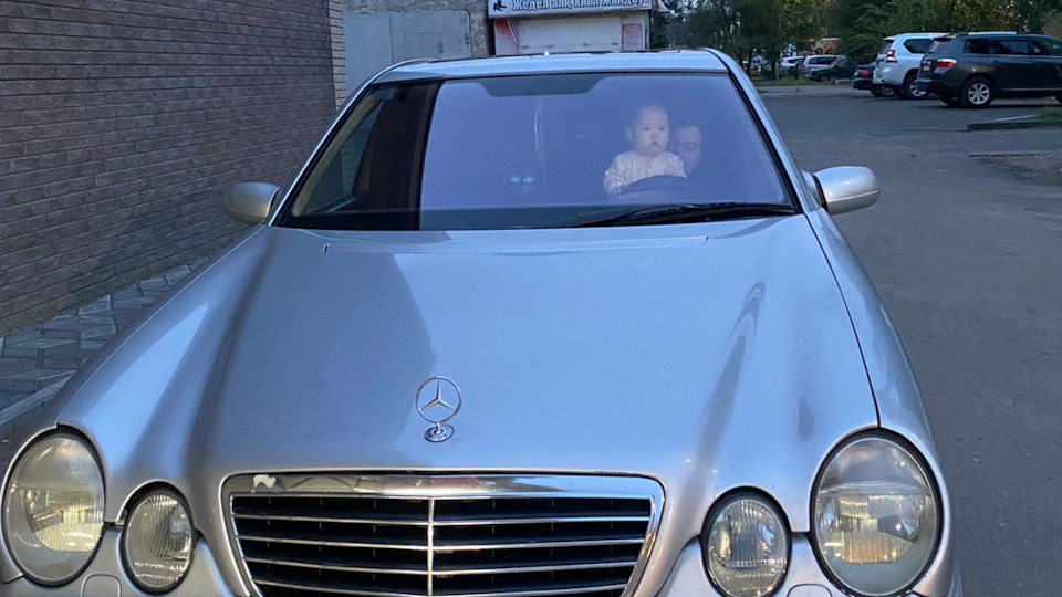 ХРУСТИТ ПОД КАПОТОМ ДВИГАТЕЛЬ — Mercedes-Benz E-Class (W210), 3,2 л ...