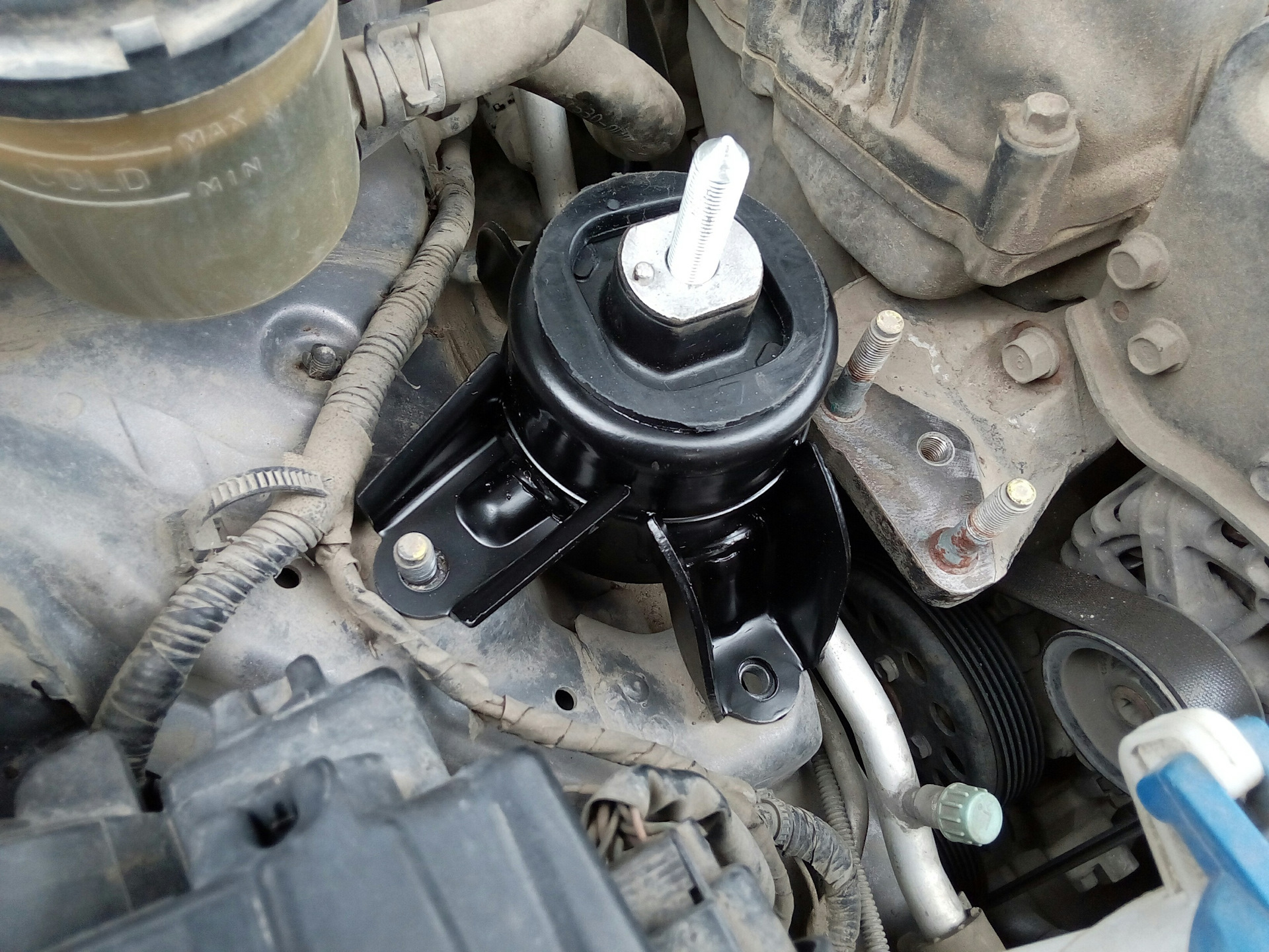 Прослушивание двигателя. Диагностика двс по шумам и вибрациям. Допустимая вибрация подшипников электродвигателей. Шум двигателя. Влияние шума на организм человека актуальность темы.