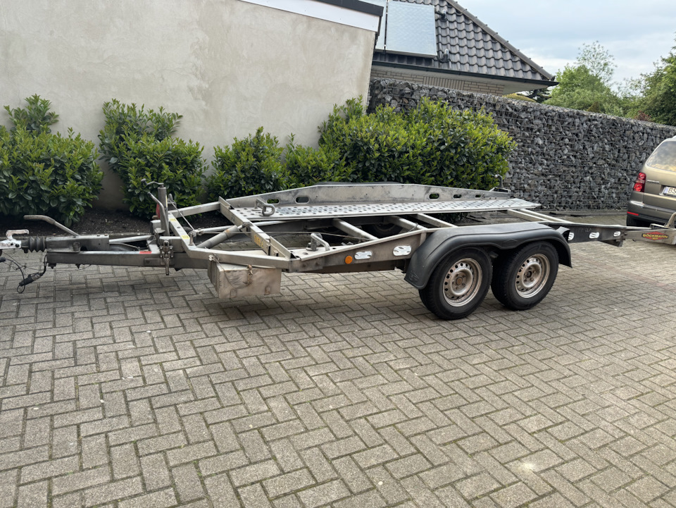 Ест резину на одном колесе — Сообщество «Прицепы» на DRIVE2