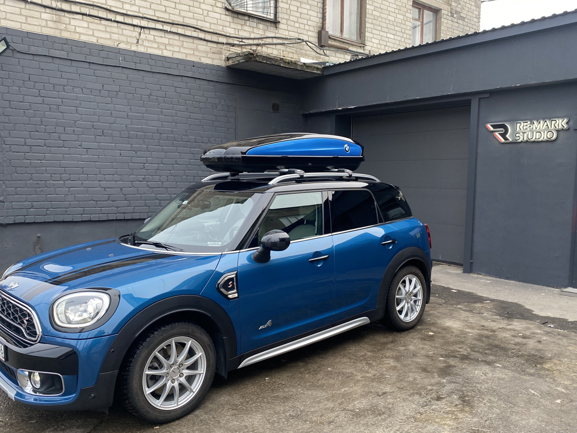 BMW Dachbox 320 / но на кантрика — MINI Countryman (2G), 2 л, 2017 года |  аксессуары | DRIVE2