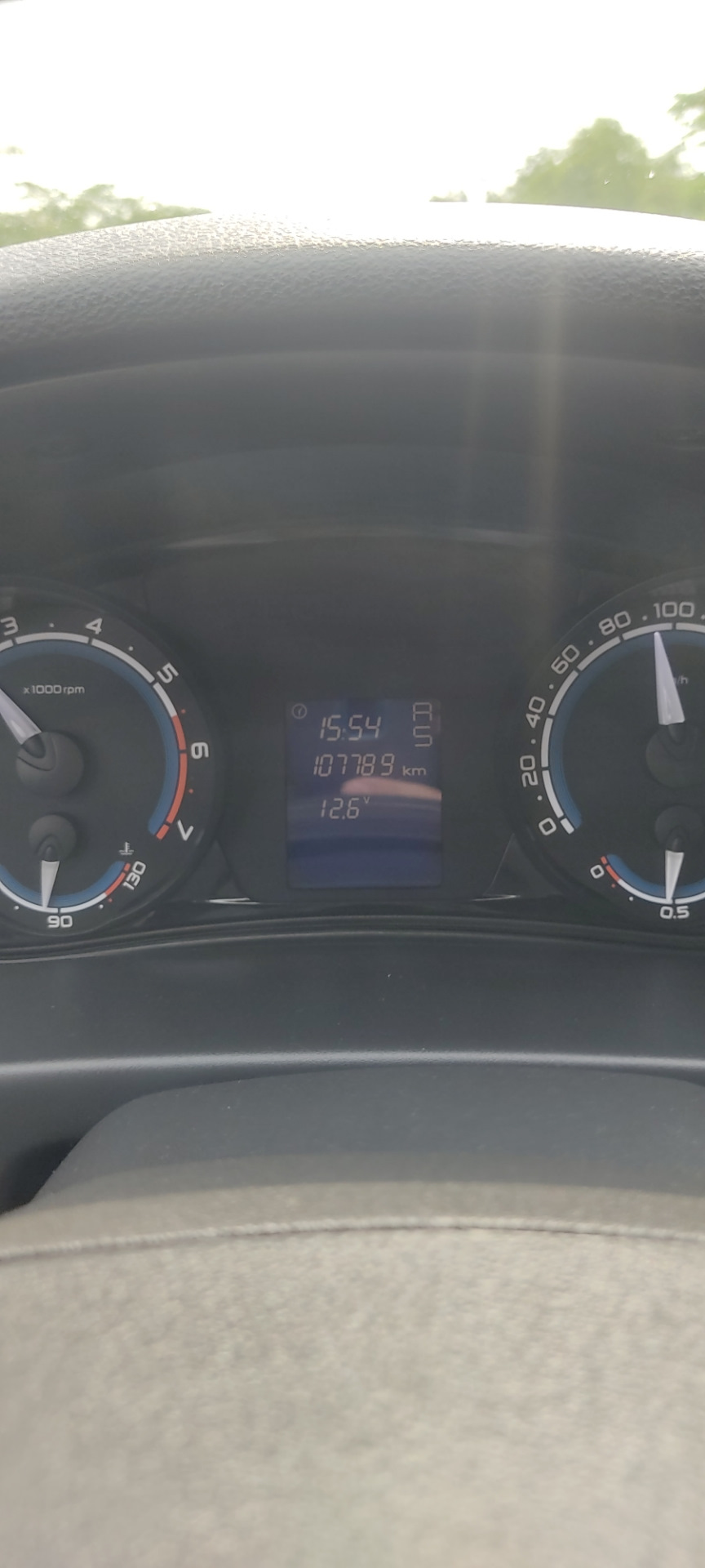 ПРОСАДКА НАПРЯЖЕНИЯ — Lada Приора хэтчбек, 1,6 л, 2015 года | визит на ...