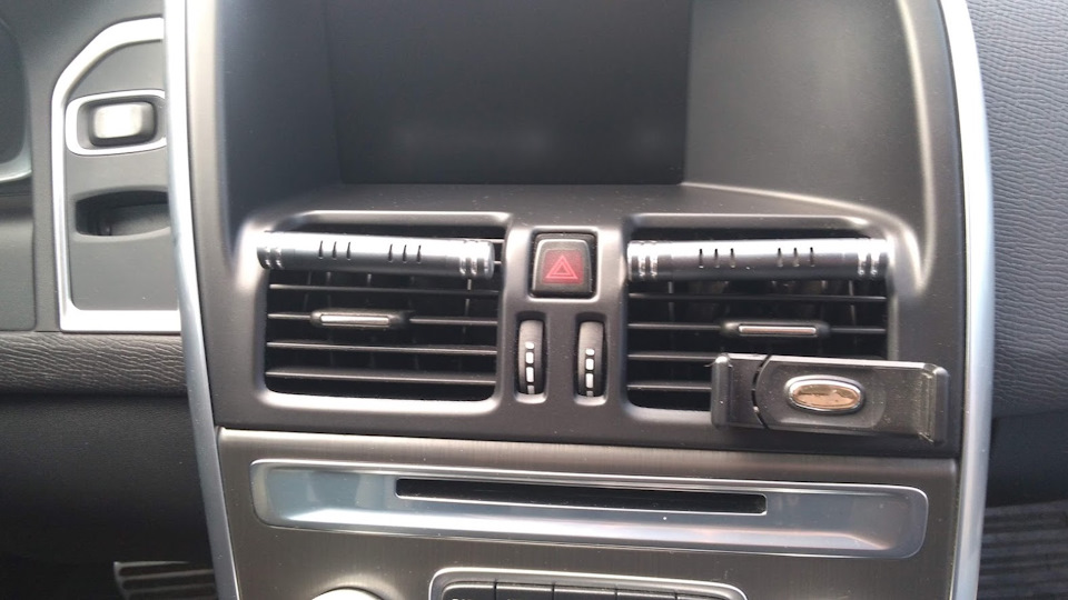 Фото в бортжурнале Volvo XC60 (1G)