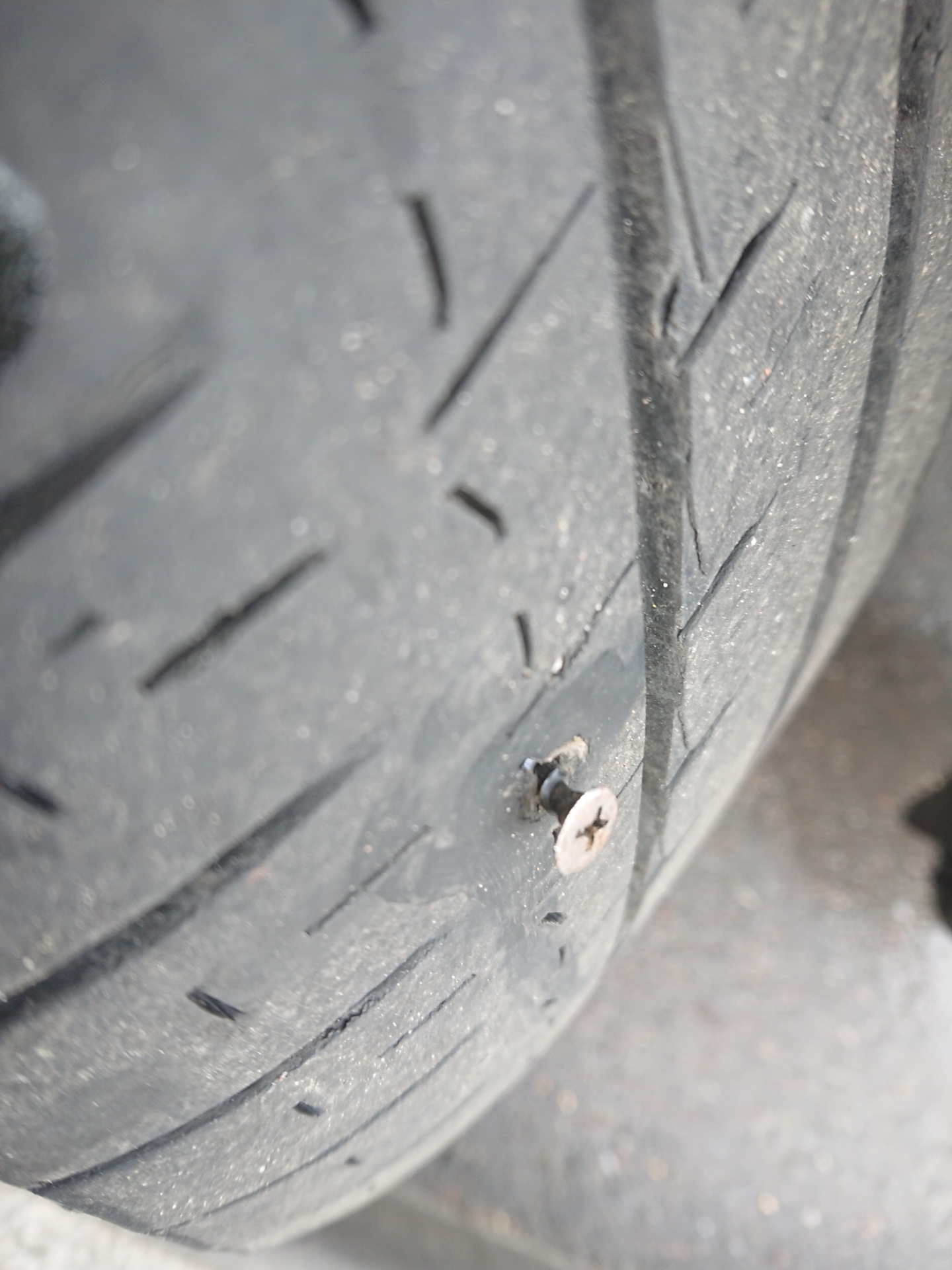 Очередной шуруп в колесе — Mercedes-Benz Sprinter (2G), 2,2 л, 2011 ...