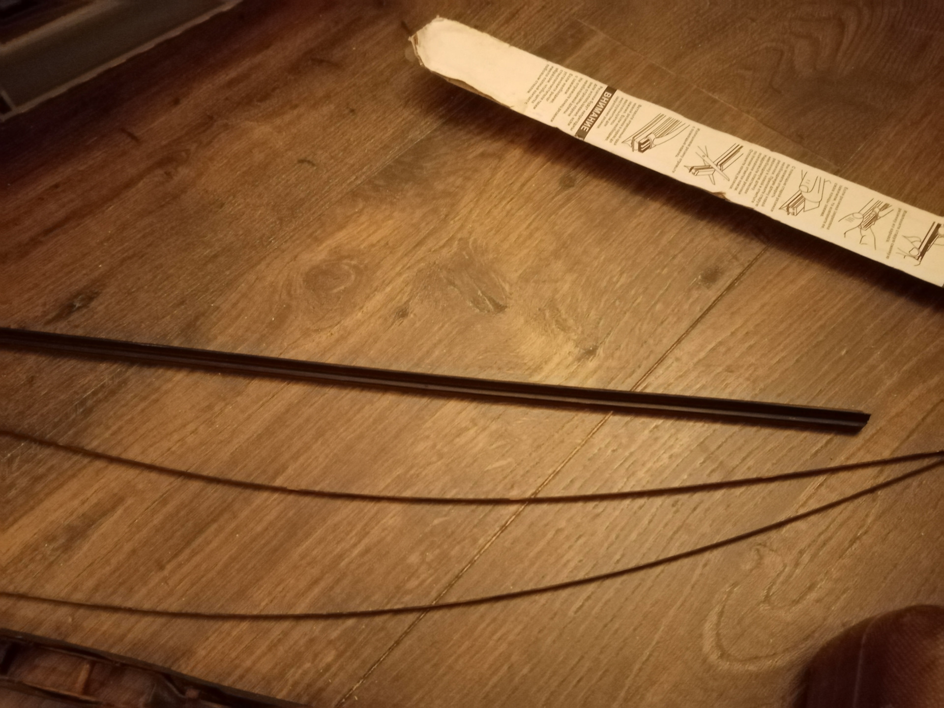 Замена резинок на дворниках — Lada 21112, 1,6 л, 2004 года | своими ...