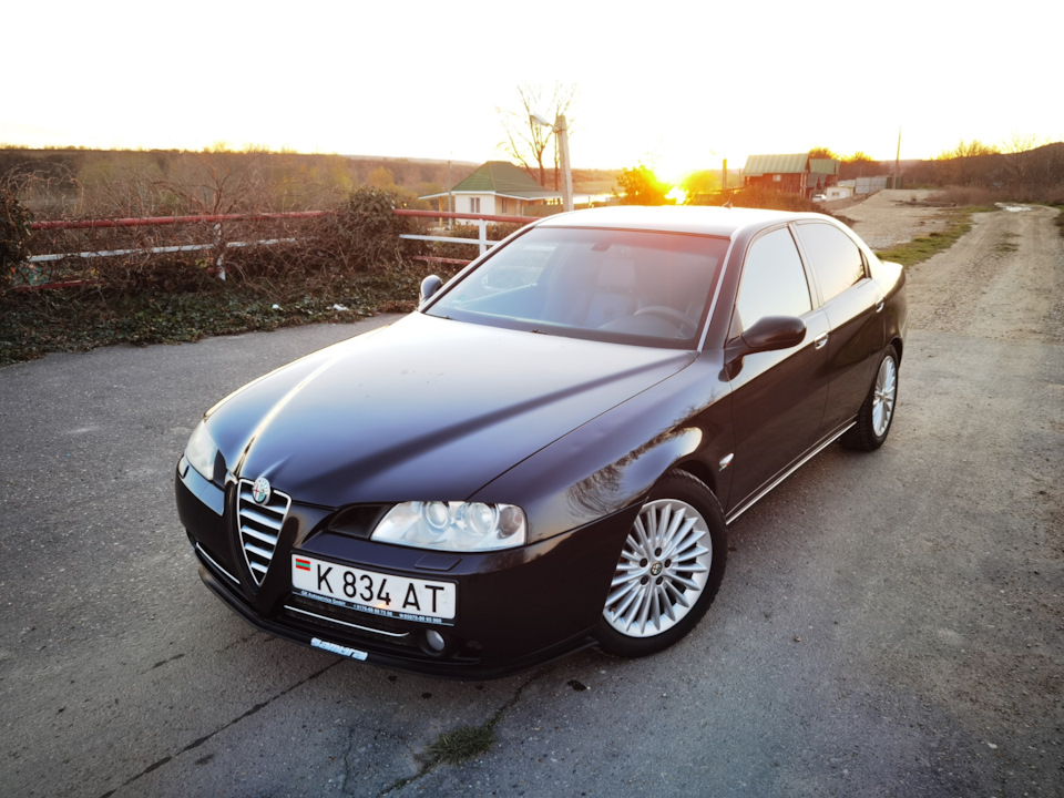 Что общего у Рианны и у моей альфы?😂 — Alfa Romeo 166, 2,4 л, 2004 года ...