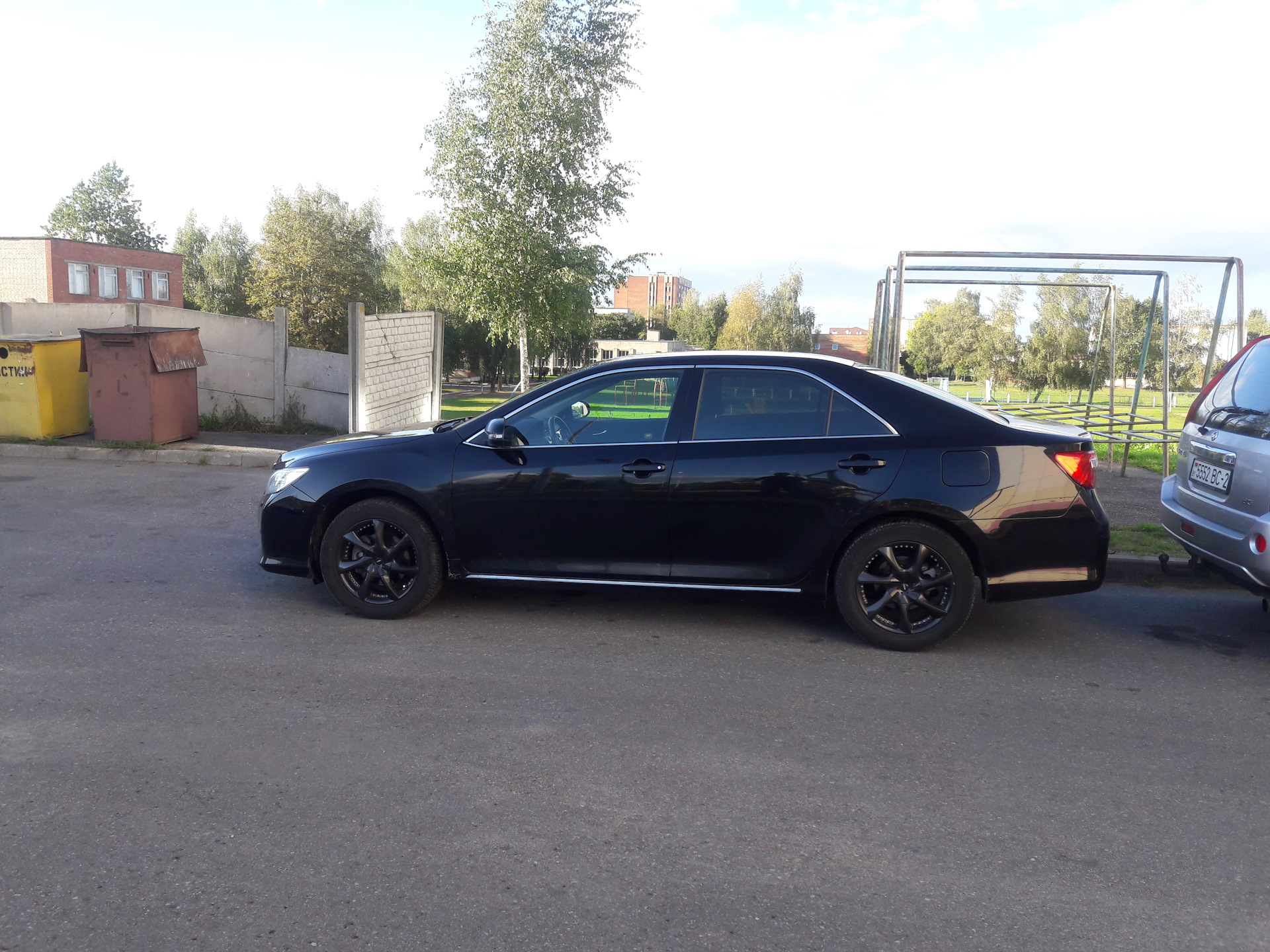 Камри на черных дисках фото Продам/обменяю R17 для Camry - Toyota Camry (XV50), 2,5 л, 2012 года колёсные ди