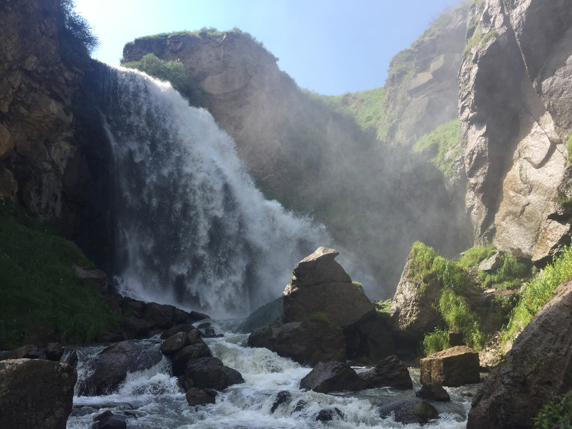 Трчкан водопад Армения