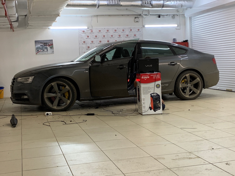 Фото в бортжурнале Audi A5 Sportback (1G)