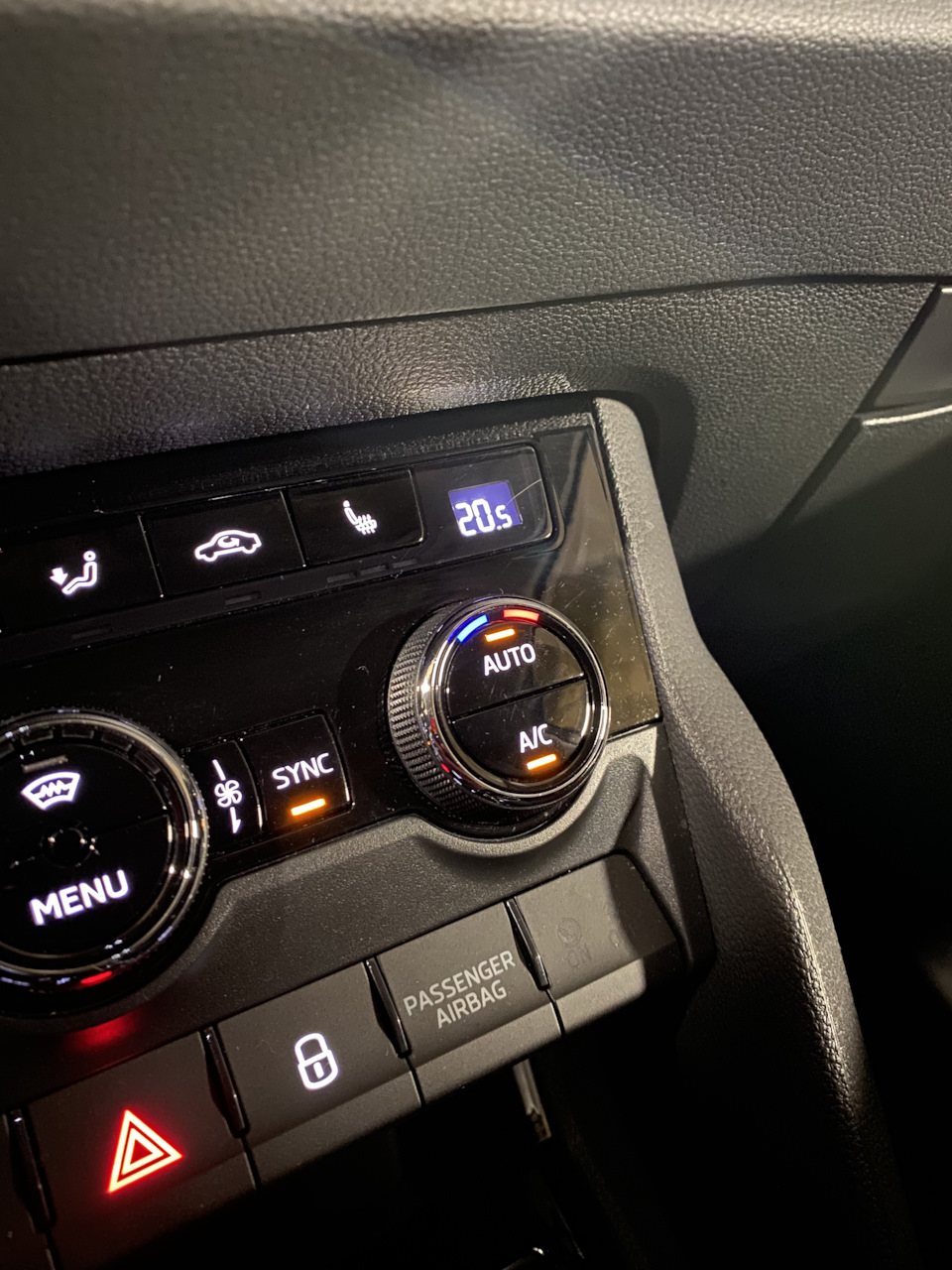 Подергивания и глухой стук при работе кондиционера — Skoda Karoq, 1,4 л ...