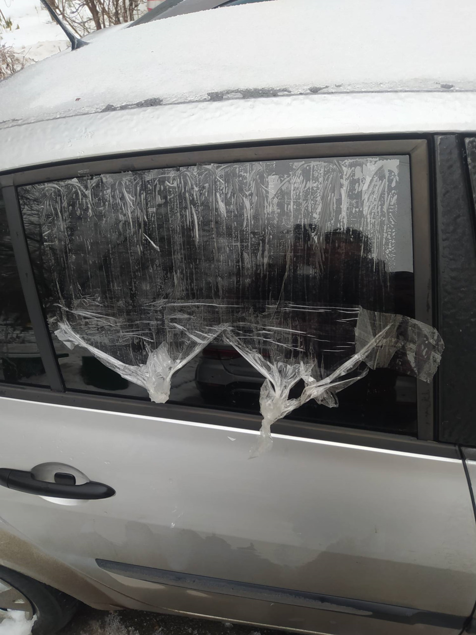 Сделал всё по инструкции — но в результата не получил. — Renault Megane II