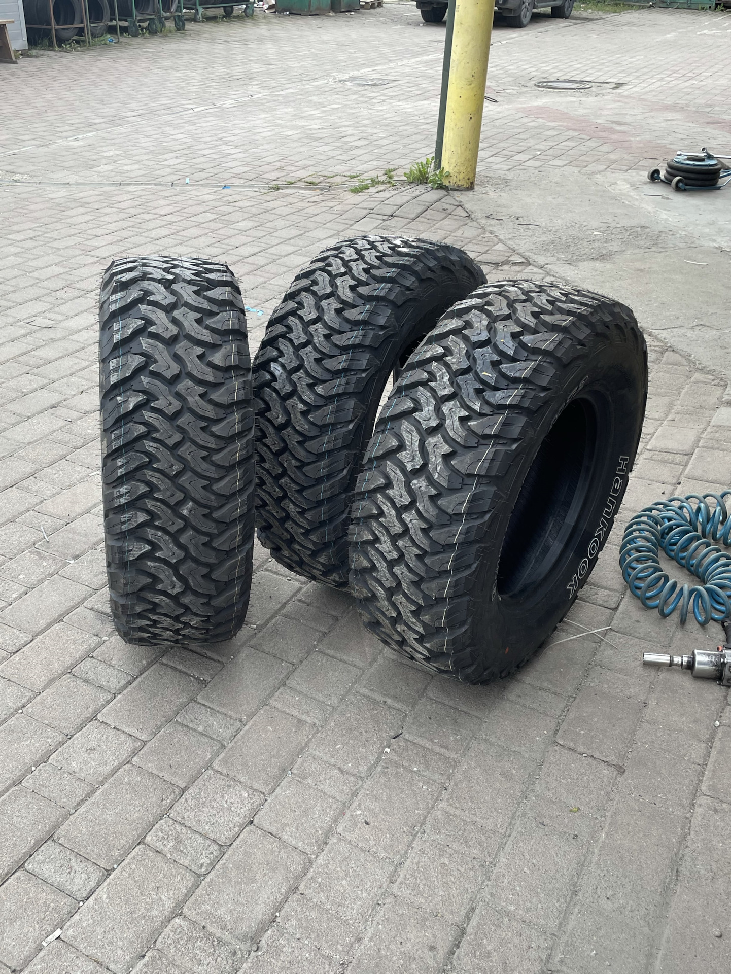 Шины. Hankook Dynapro MT2 RT05 285/70 R17 + Центрирующие кольца для