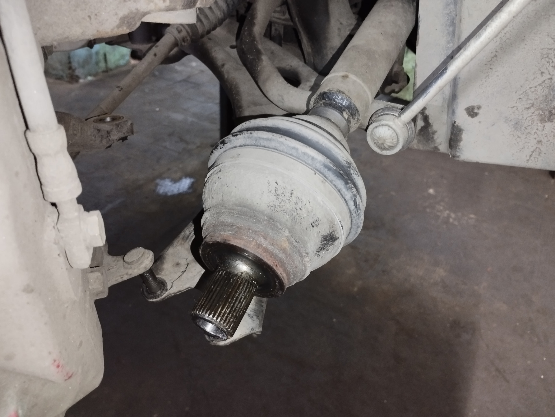 отбойник переднего амортизатора ниссан х-трейл т31. пыльники primera p12. пыльник амортизатора 200/125/85. пыльник передней стойки рено логан. пыльник амортизатора мазда сх5.