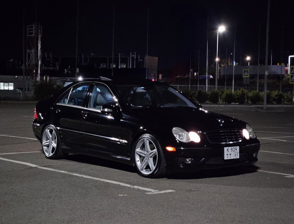 Фото в бортжурнале Mercedes-Benz C-Class (W203)