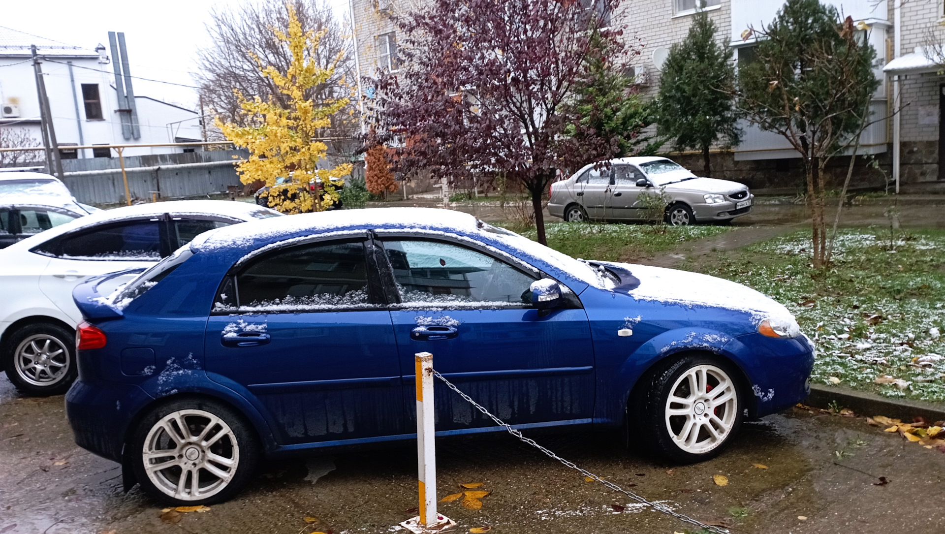 Спускает колесо — Chevrolet Lacetti 5D, 1,4 л, 2007 года | шины | DRIVE2