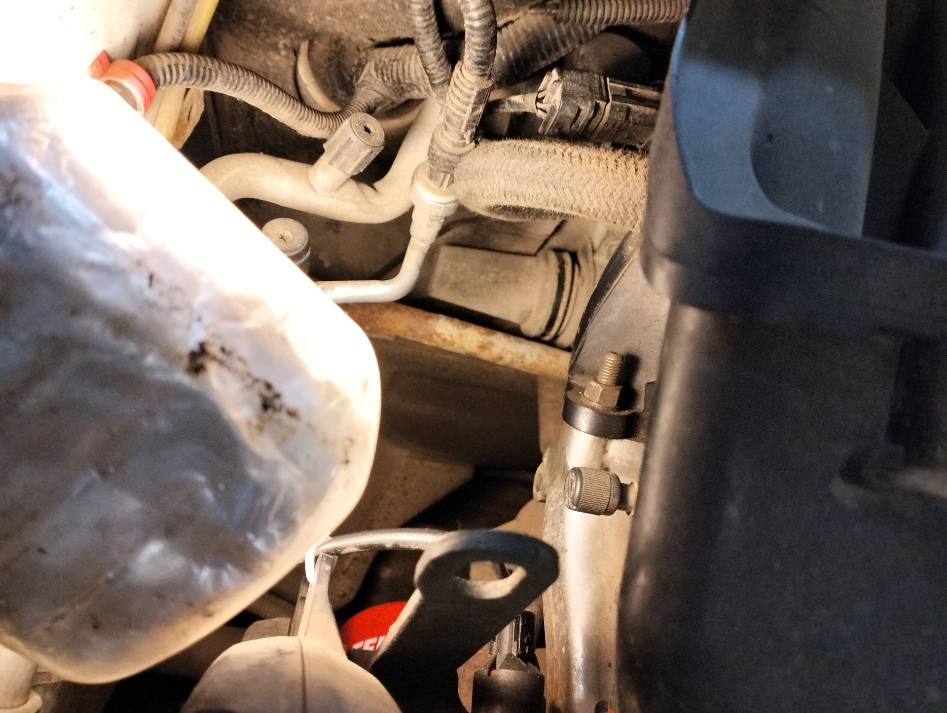 Замена масла, втулка в рулевую рейку. — Lada Калина Универсал (2G), 1,6 ...