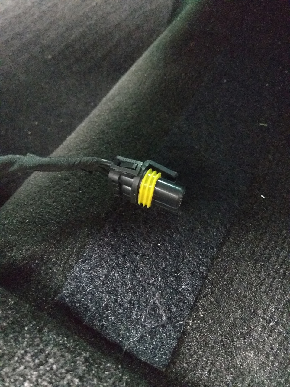 Фото в бортжурнале Ford Explorer (5G)