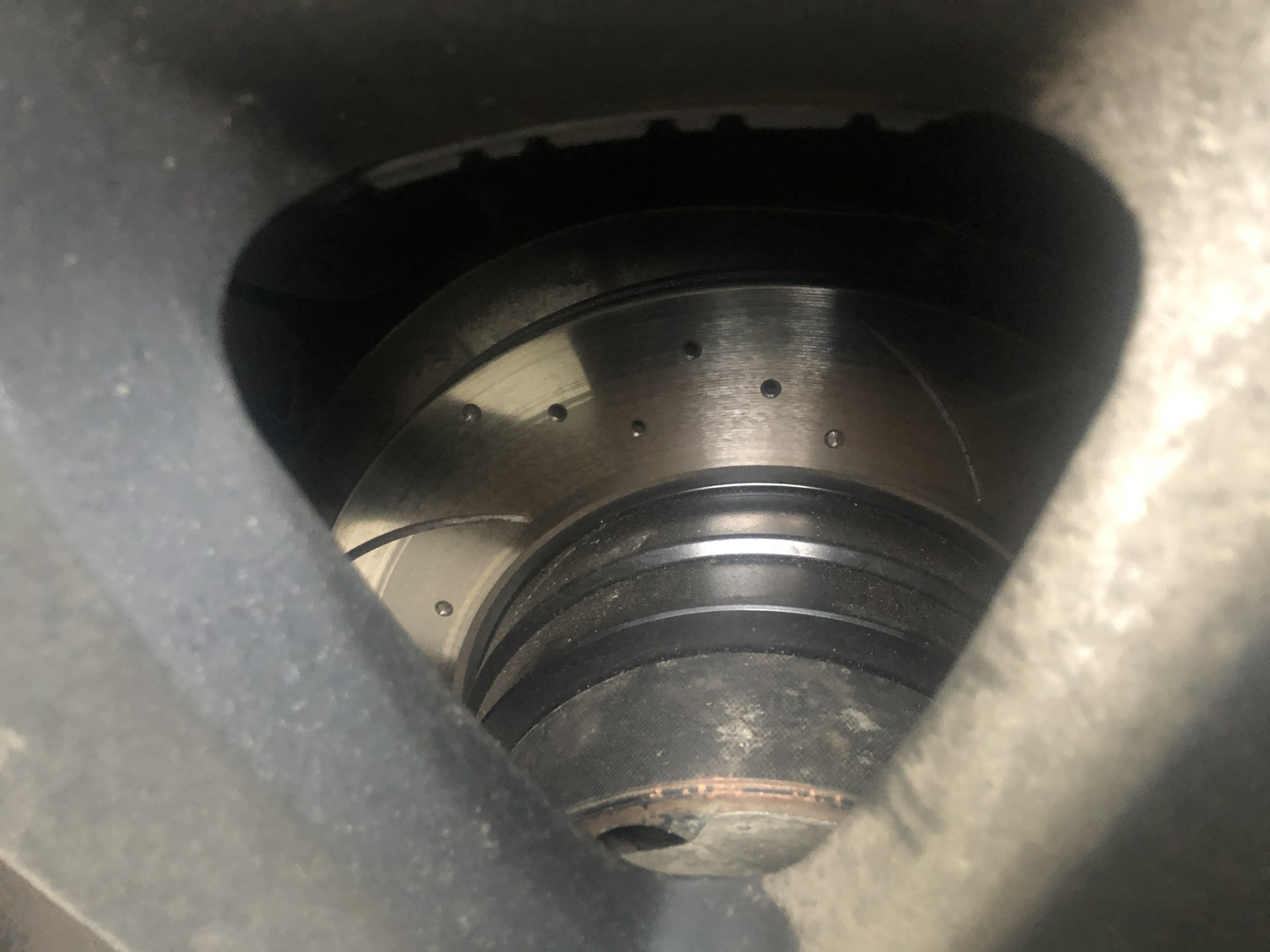 Замена задних дисков и не только — BMW X6 (E71/E72), 3 л, 2009 года ...