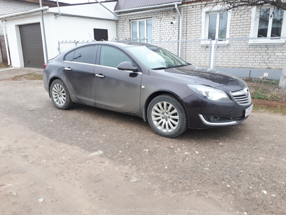 Фото в бортжурнале Opel Insignia (1G)