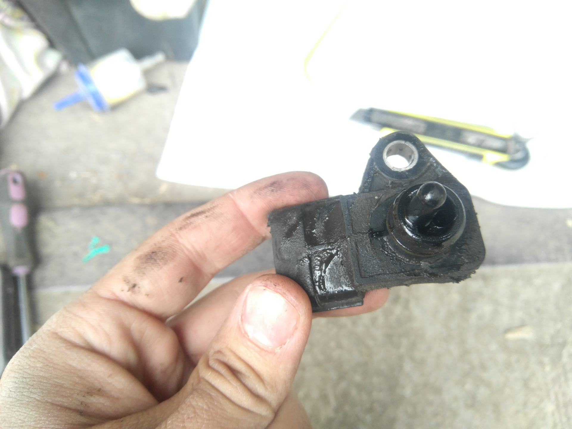 Уплотнительное кольцо дад. 6. Уплотнительное кольцо датчика абсолютного давления рено. Кольцо уплотнительное 17х3. Уплотнительное колечко для датчика абсолютного давления.