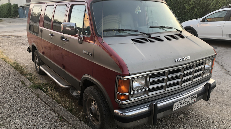 Dodge Ram van 2g