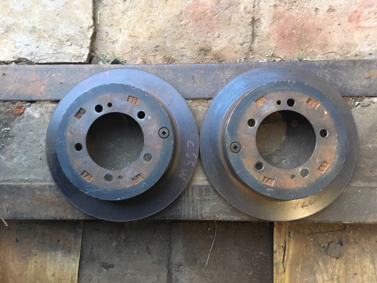 диски тормозные bdf240. тормозной диск trw df4850s. 4. диск тормозной передний спринтер классик. диски тормозные chevrolet lacetti.