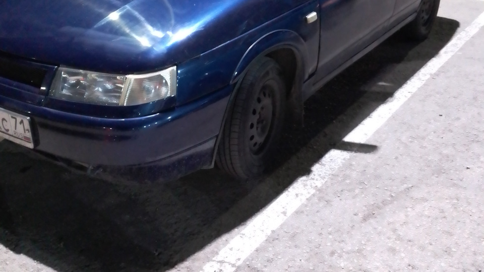 На прогретом двигателе при сбросе газа падают обороты (иногда глохнет ...